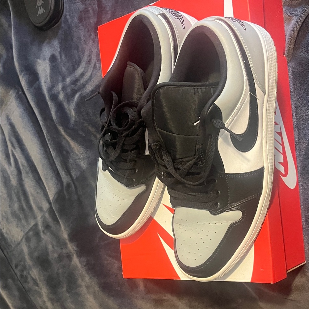Nike Black and White Low-Top Sneakers